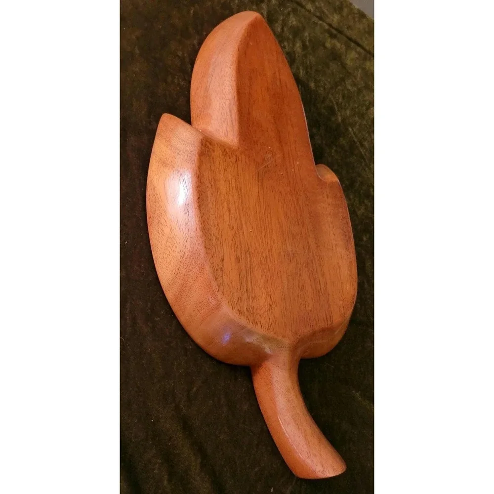 😎Leaf Shaped Wooden‎ Divided Tray Catch-all Nature Woodsy Farmhouse Cabincore